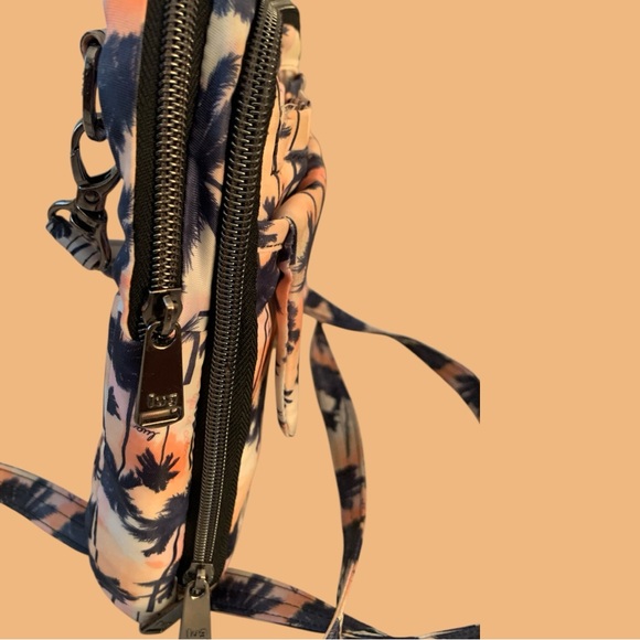 lug Crossbody Bag - Picture 2 of 4